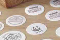 Ouwel wordt in de Oud-rooms-katholieke, Oudkatholieke en Rooms-Katholieke Kerk gebruikt tijdens de eucharistie. Het dient hiervoor van zuiver tarwemeel, dus zonder toevoeging van gist of andere ingrediënten, te zijn gemaakt. 