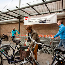Even op zondag een boodschap doen of zelfs uitgebreid shoppen in de supermarkt wordt geliefder bij de consument. Foto JWS