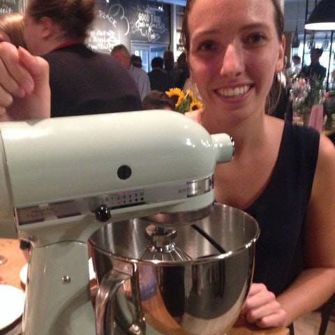 Evi Bakermans won met haar Brabants Herfsttaartje een KitchenAid-keukenmachine. Foto: Culinair Centrum Aarle-Rixtel