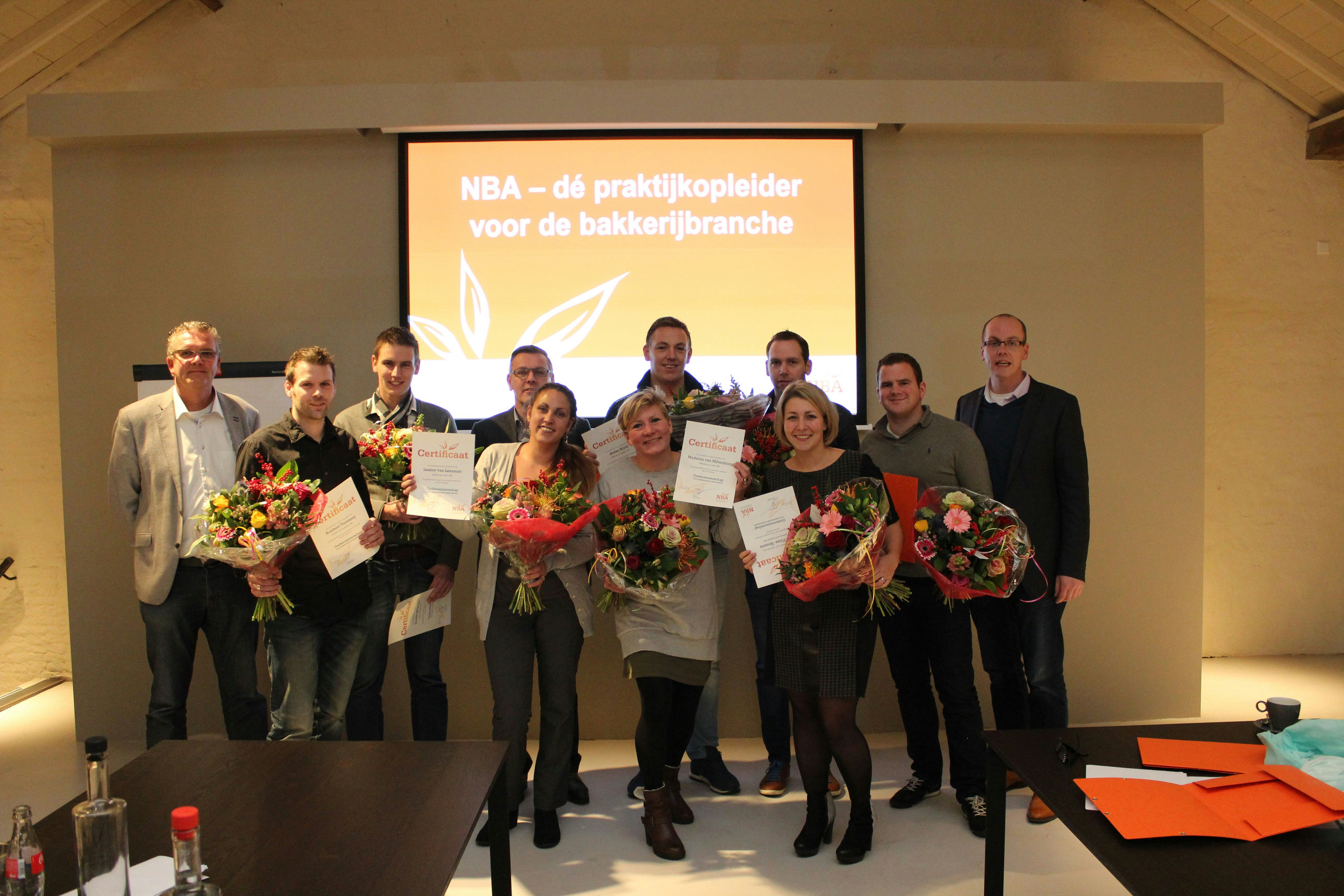 Andre Wijnhorst (NBA) , Robbert Tersteeg, Douwe Jan Lenes, Alex Deuzeman (trainer NBA), Lesley van Leersum, Madelon van Miltenburg, Stefan Brink, Hans Vries, Iris Vries-Smeets, Rik de Koning en Jasper van Dongeren (NBA). Foto: NBA