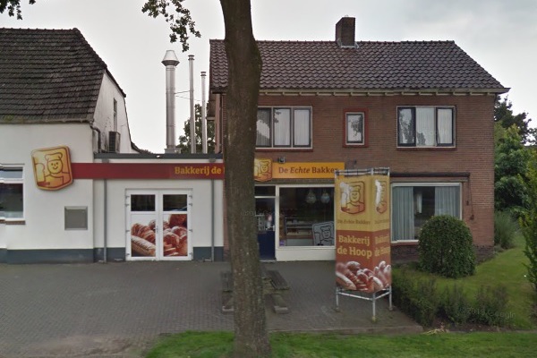 Bakkerij De Hoop in Hattemerbroek. Foto: Google Streetview