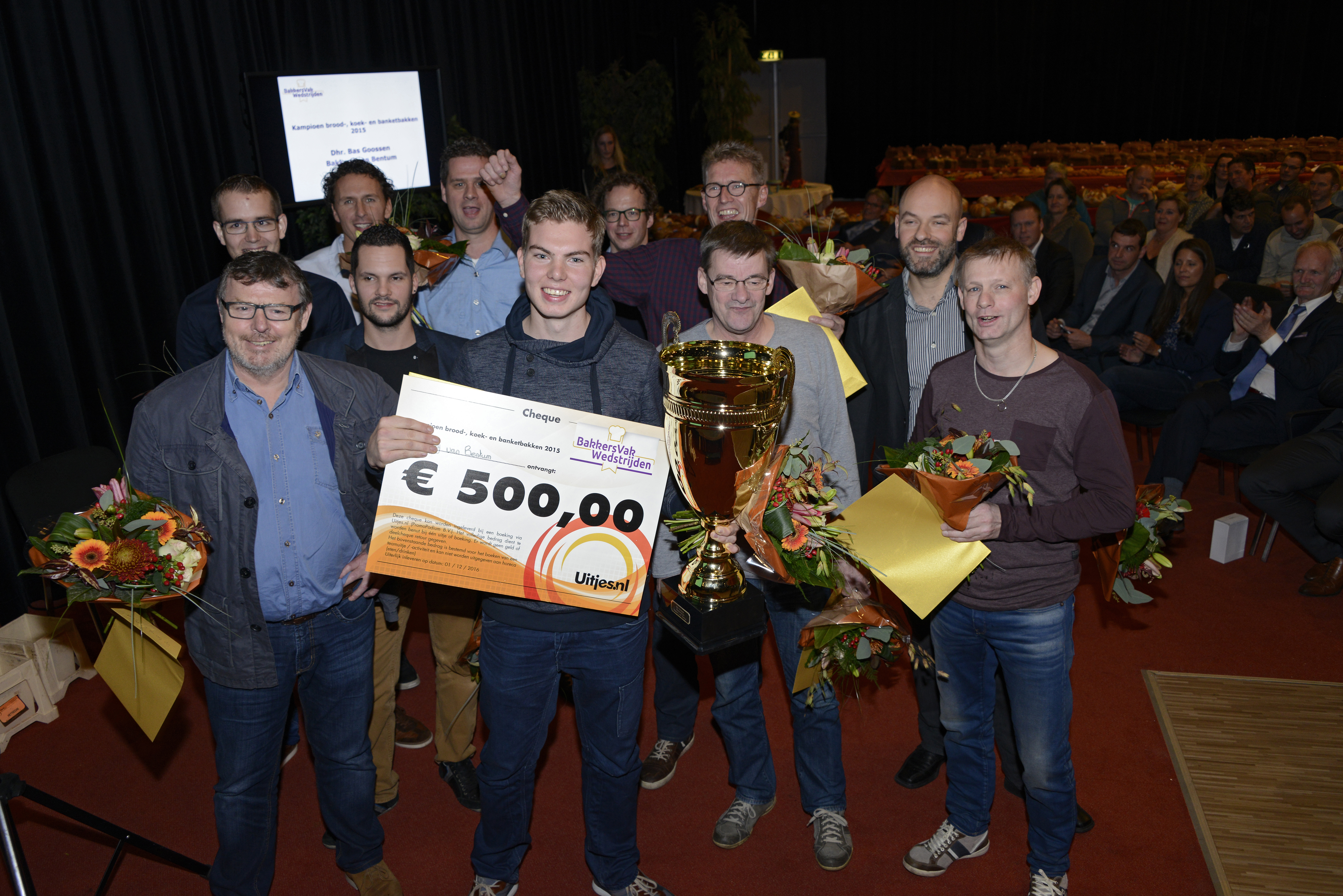 Het team van Bakkerij van Bentum haalde in 2015 de TopTien bij de BakkersVakWedstrijden met 456 punten. 