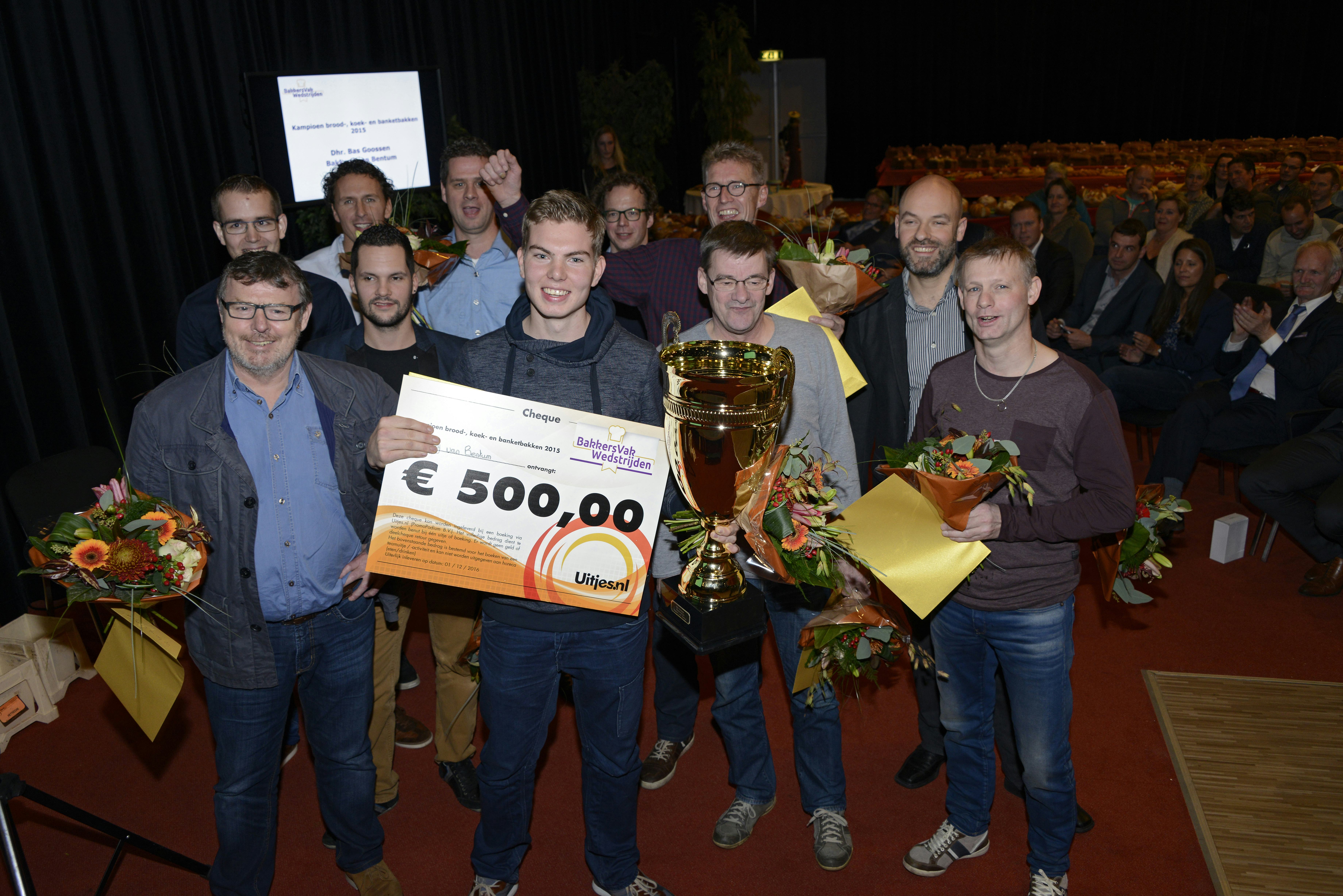 Het team van Bakkerij van Bentum haalde in 2015 de TopTien bij de BakkersVakWedstrijden met 456 punten.