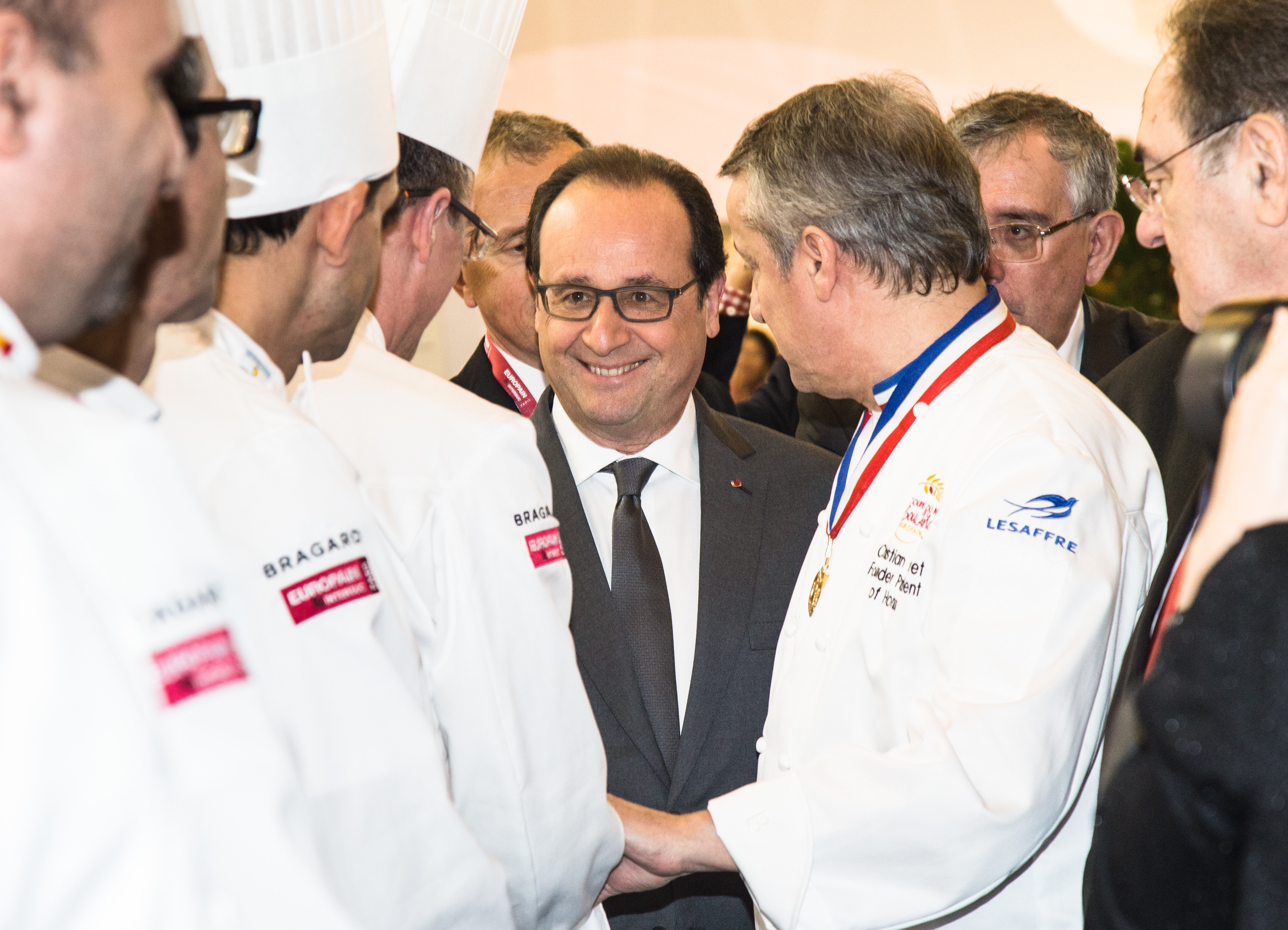 De president van de Franse Republiek Hollande spreekt tijdens zijn bezoek aan de Europain het belang uit van het ambacht van brood- en banketbakkers voor de geschiedenis en de toekomst. Foto: Europain