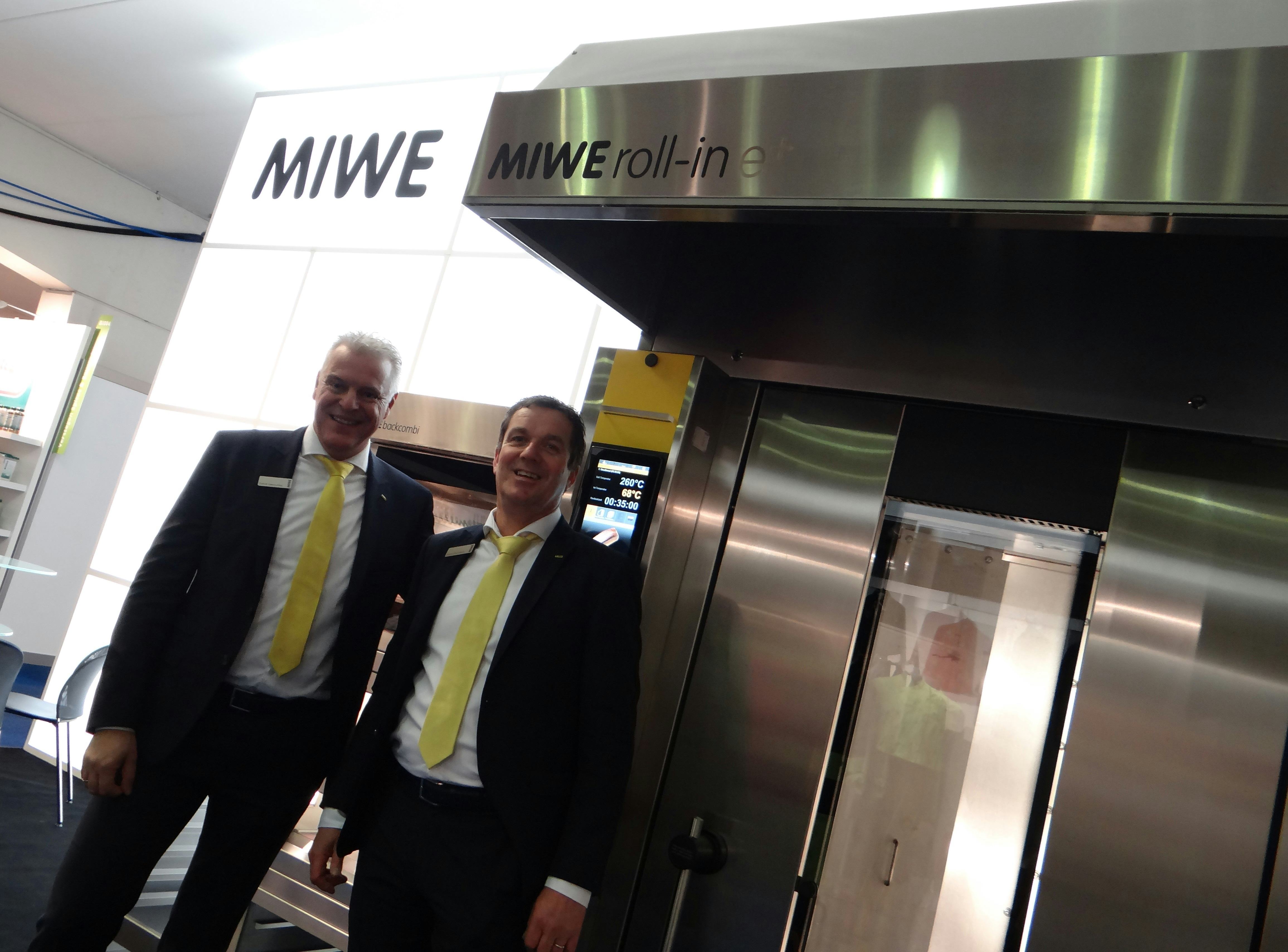 Ovenproducenten, bakkerijprofessionals, meelleveranciers en diverse andere dienstverleners presenteren zich in de keukens van Veenhuizen. Foto: Miwe