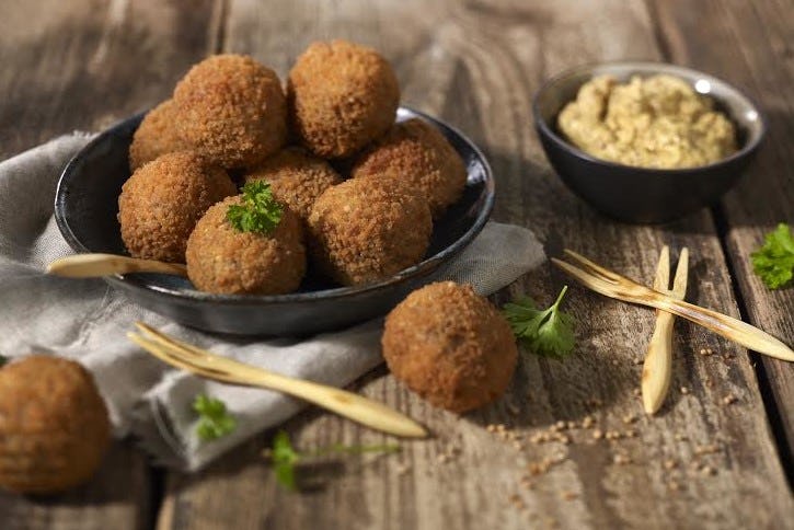 Bitterballen met paneermeel van Koopmans Foodcoatings. Foto: KKM