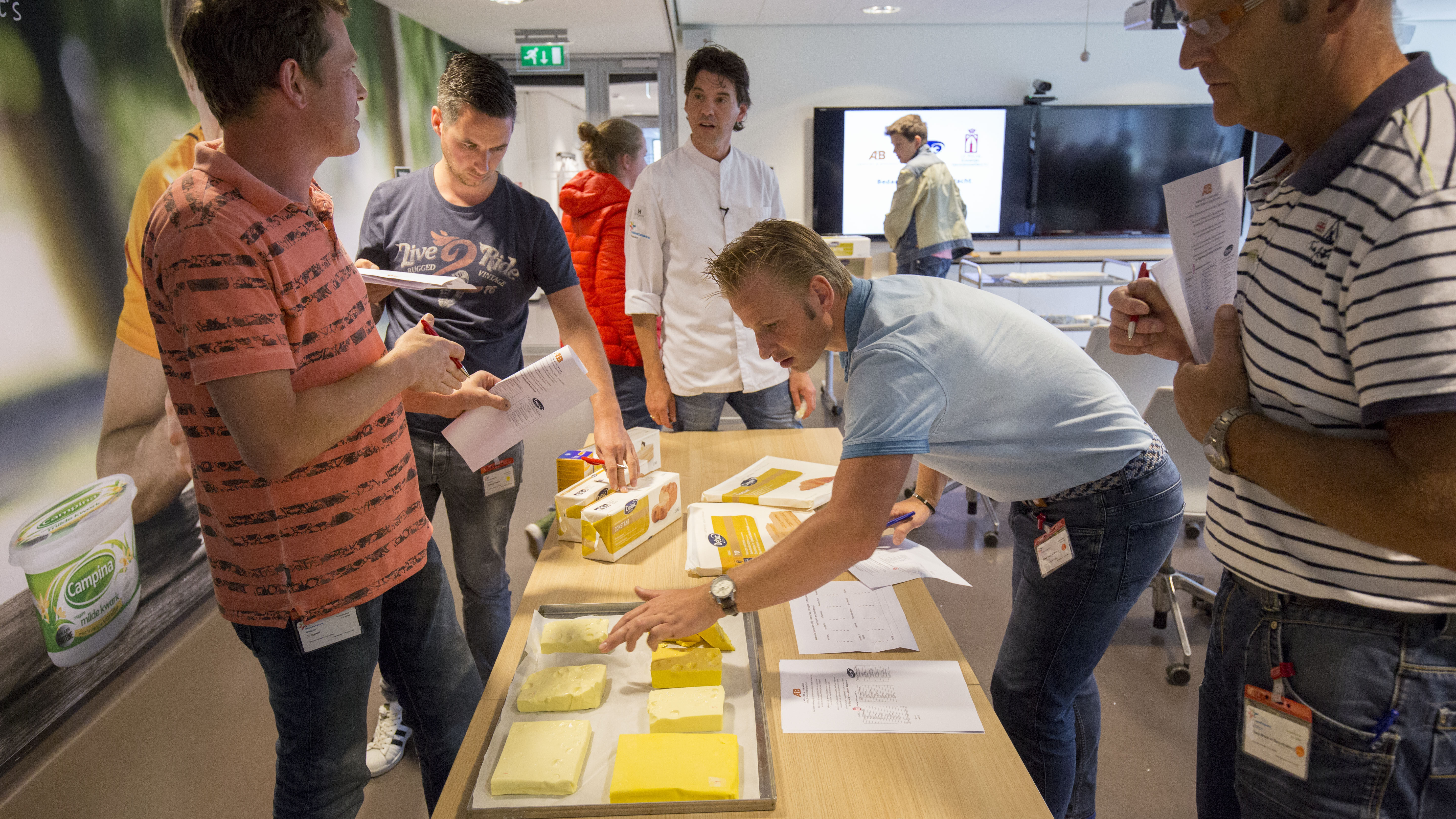 Bij de workshop Grondstoffen moesten de deelnemers ook in actie komen. De komende workshop wordt nog interactiever. Foto: Jan Willem Schouten