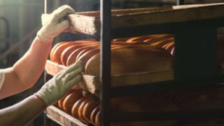 Bakkerij de Leeuw stopt op maandag en dinsdag met bakken