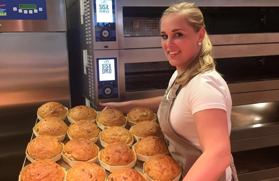 Vera ten Brinke runt samen met haar broer Sis&Bro Bakery in Ommen. Ze heeft zin het event van Amacht & Business.

Foto: VMN