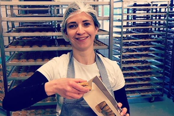 Marijntje van Benthum, eigenaar én koekjesexpert Van Eigen Deeg.
Foto: vED
