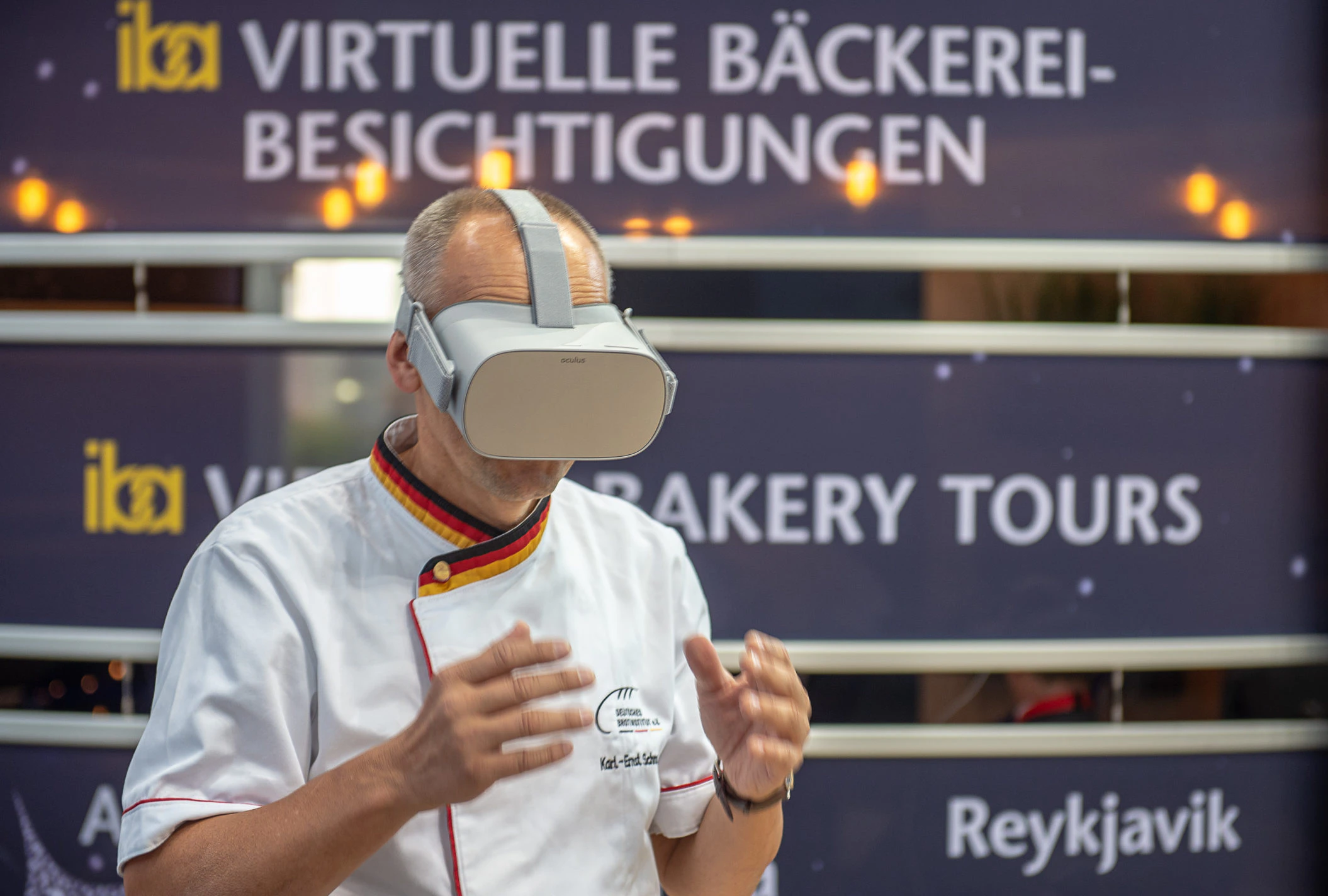 Virtual Bakery Tours in Hall B3: Bezoekers krijgen via VR-bril inzicht in internationale succesvolle bakkerijen.
Foto’s: IBA