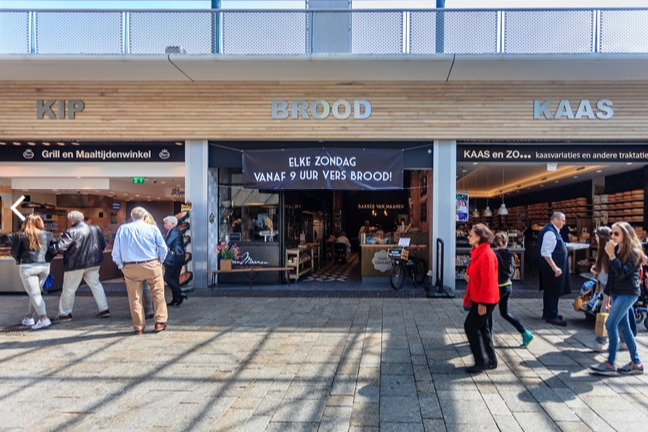 In de winkelstraat Fresh! komen uitsluitend winkels met voedsel en versproducten.
Beeld: urw