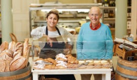 Zeker bij kleinere ambachtsbedrijven, zoals een bakkerij of slagerij, is de ondernemer veelal het gezicht van het bedrijf. Foto: Shutterstock