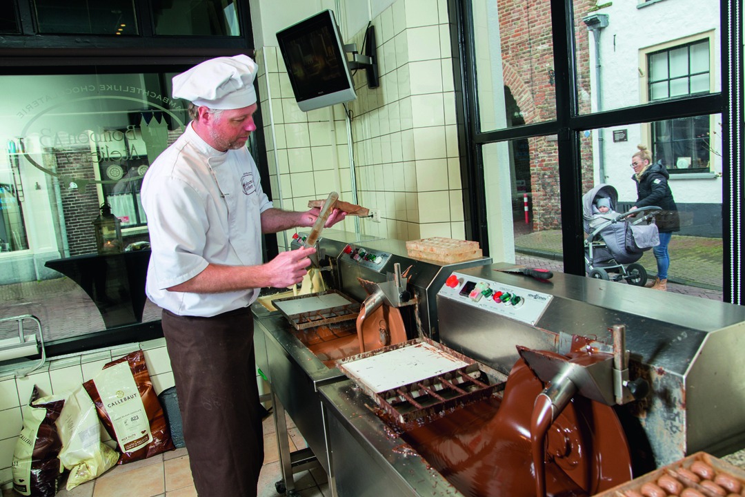 <h1>De stromende chocolade in de machines zorgt voor extra beleving bij de klant</h1>