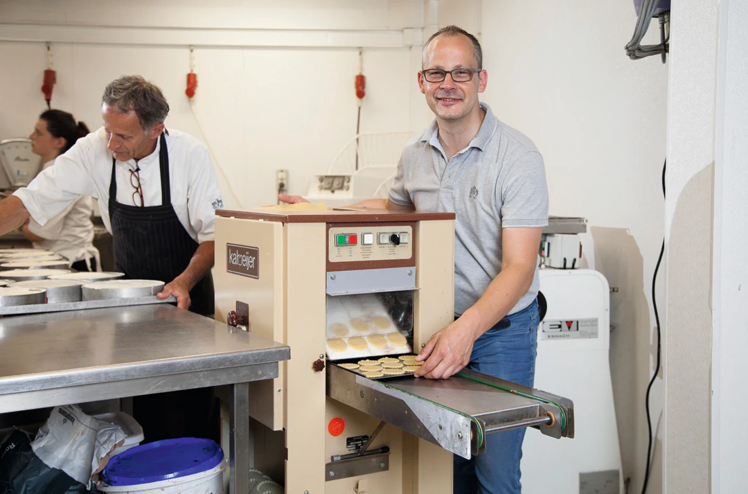 <h1>De koekjesvormmachine is een vaste waarde geworden in de productieruimte
van Jan Taken</h1>