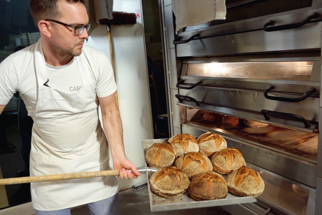 Carel Elsenburg van Elsenburg & Sebastiani Broodmakers in Amersfoort. Foto's: Jan Willem Schouten