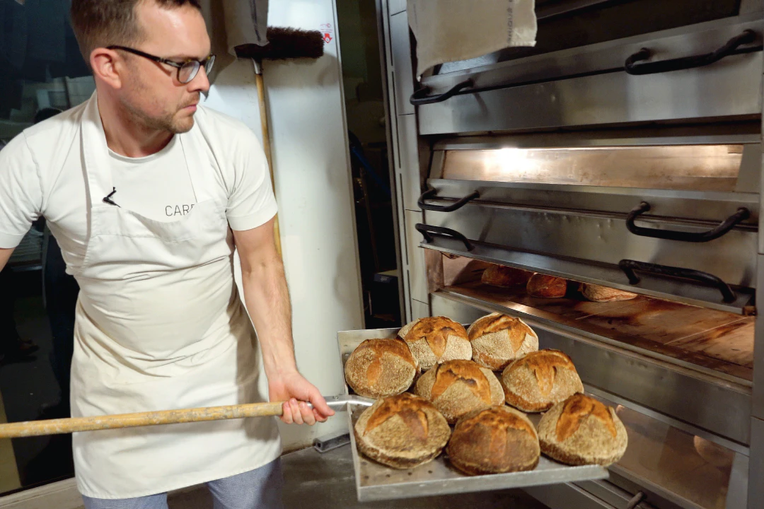 Carel Elsenburg van Elsenburg & Sebastiani Broodmakers in Amersfoort. Foto's: Jan Willem Schouten