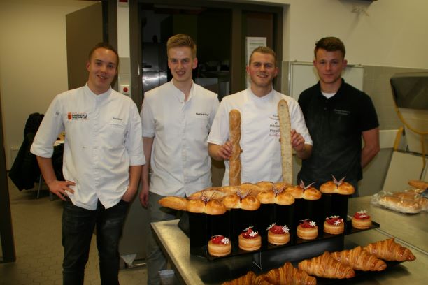 Vlnr: Jaap Dirks, Maurice de Greef, Giel Vermeulen en Roy Scheepers. Dirks komt in aanmerking voor een herkansing. Foto: Richard Jansen.