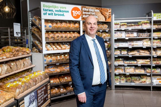 John van Baal bij Plus van Schaik.
Archieffoto: Herbert Wiggerman