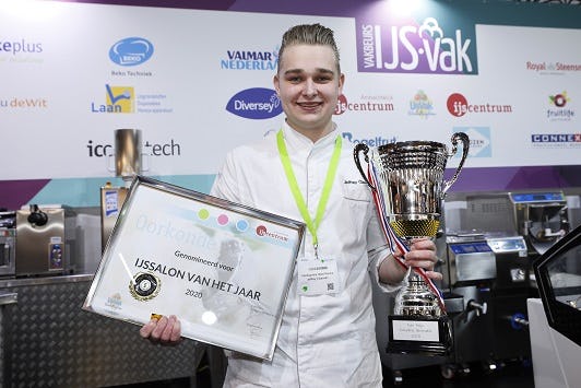 Jeffrey Claassen, winnaar van de gouden ijscreatie.