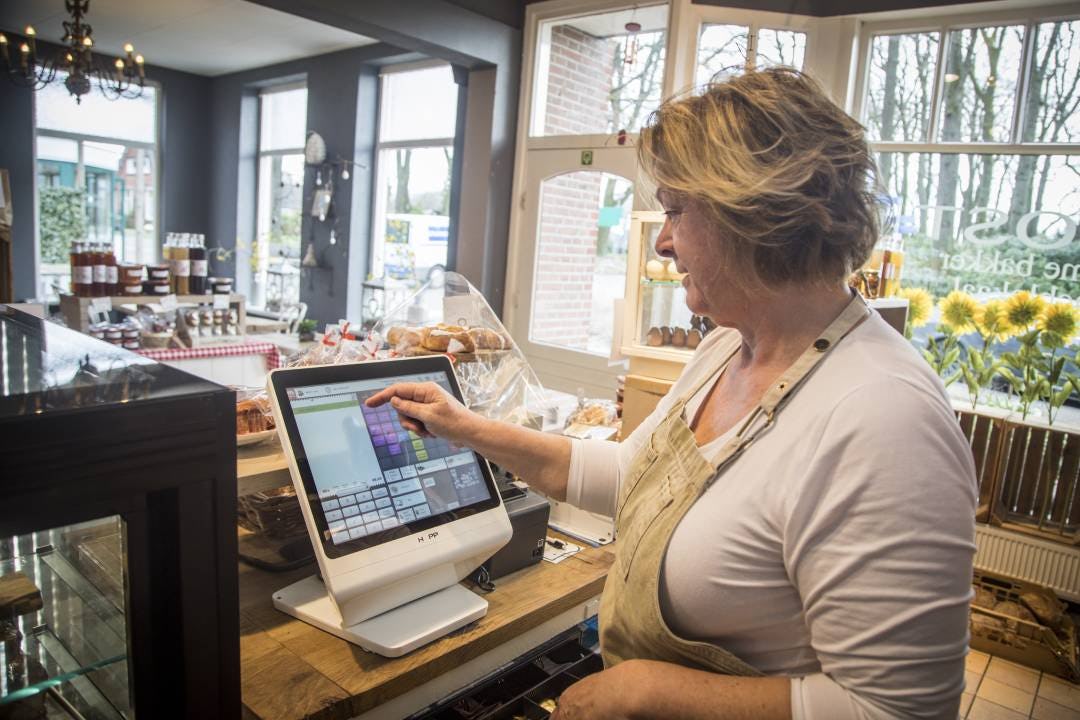 Het aantal transacties nam toe in de ambachtelijke bakkerswinkels.  Foto: Koos Groenewold