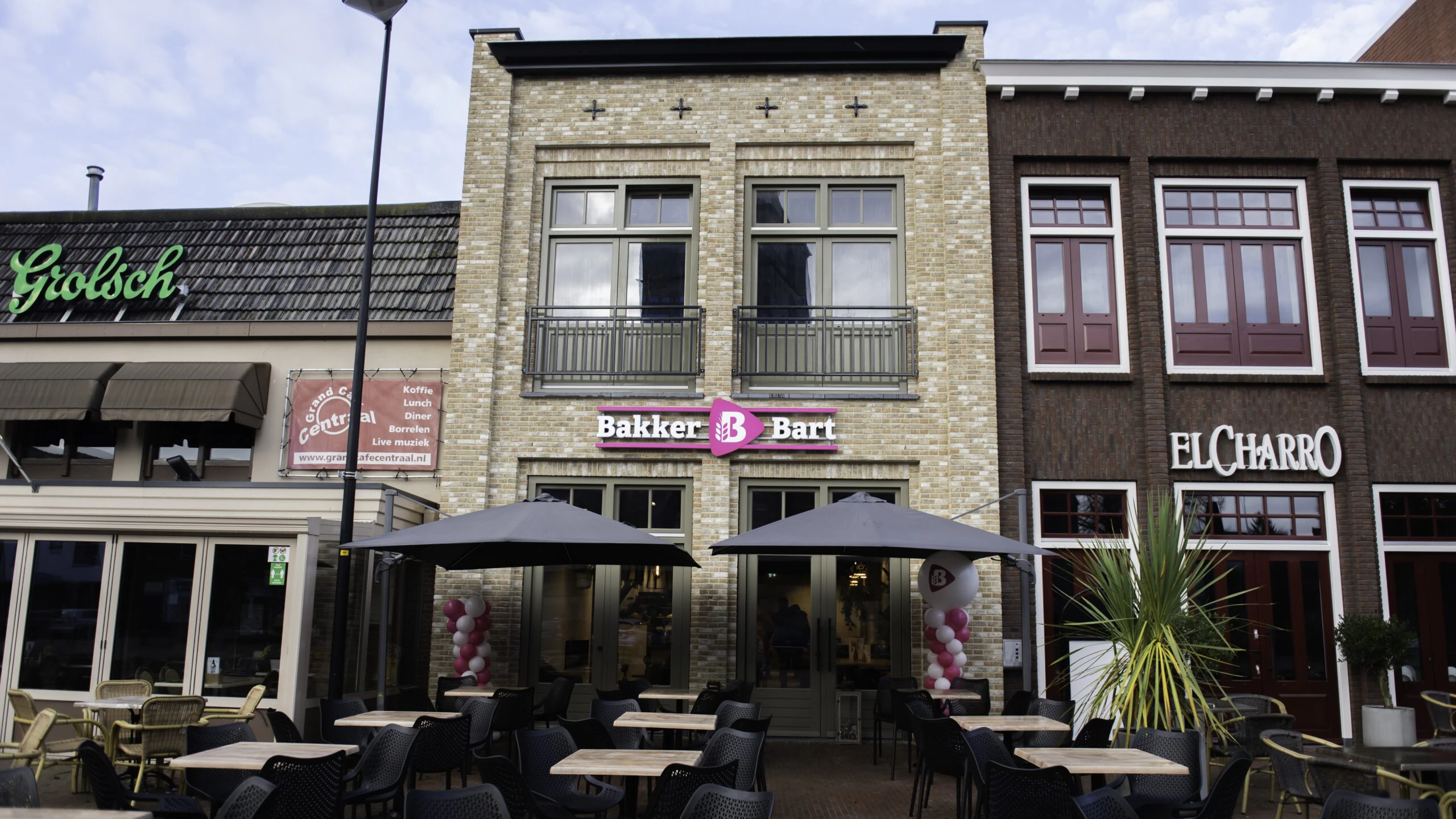 De nieuwe vestiging van Bakker Bart in Haaksbergen.