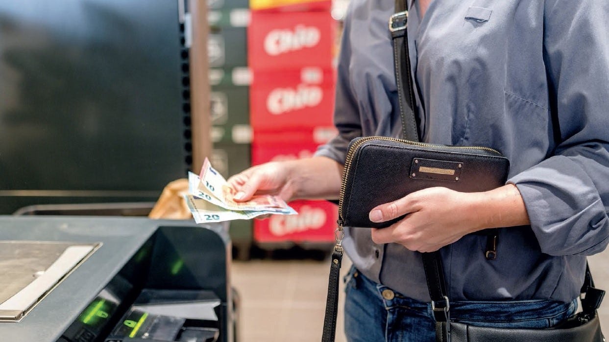 Klanten zullen in tijden van  inflatie vaker cash willen betalen. Foto: Cikam