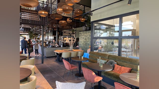 Tenba heeft Esther en Ronny Van der Horst intensief begeleid en geadviseerd in het gehele traject van ontwikkeling tot realisatie. Hier een fotoreeks van Tenba.