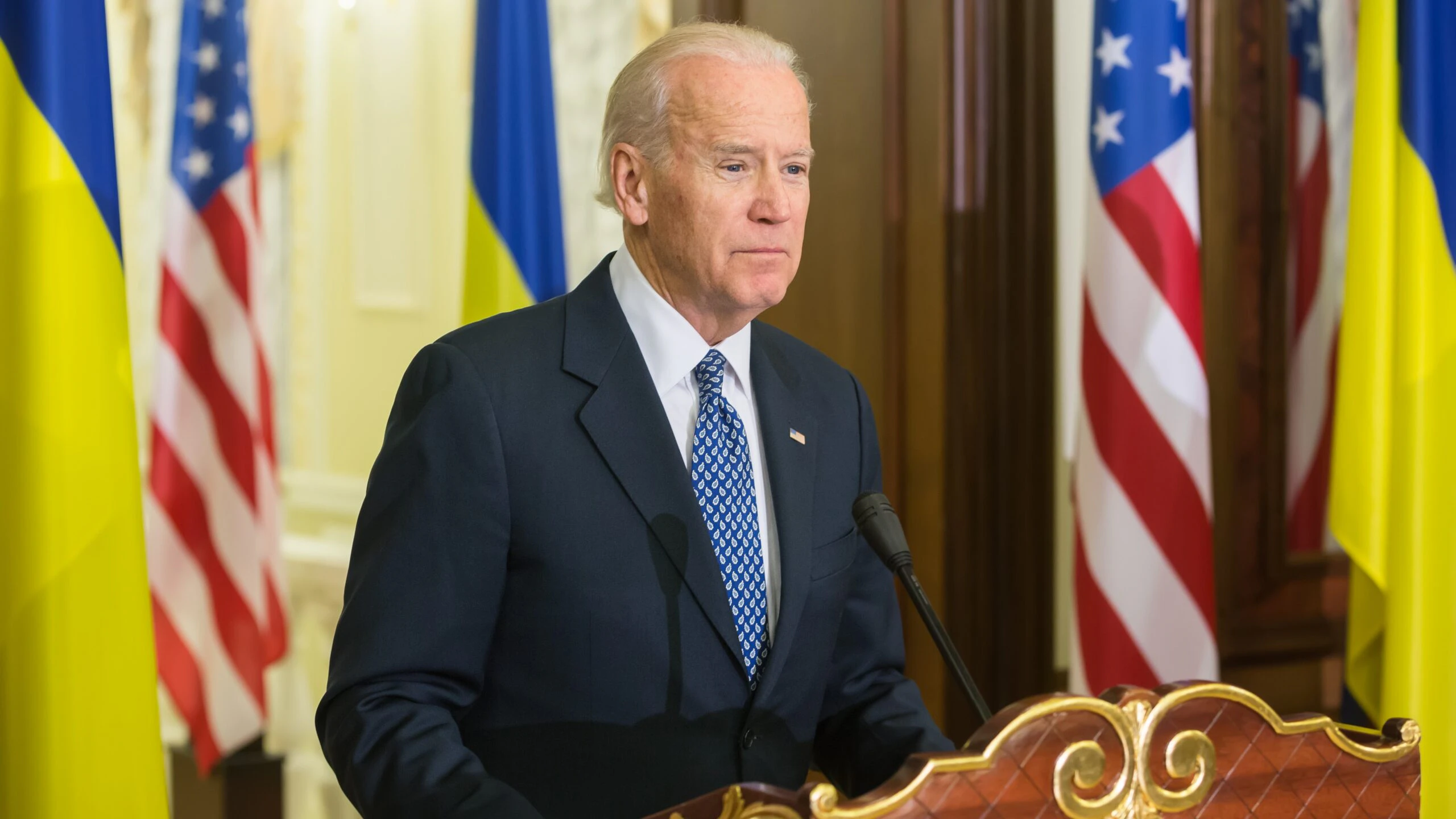 Biden wil graansilo's bouwen aan Oekraïense grens – transport via weg en zee problematisch