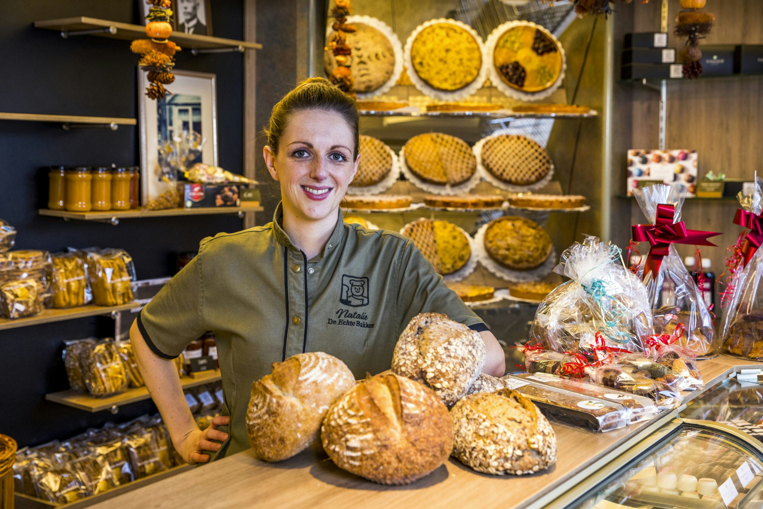 Het runnen van een eigen bedrijf was altijd de droom van Natalie Penders. Met haar eigen bakkerij is die droom uitgekomen. - Foto: Marcel van Hoorn
