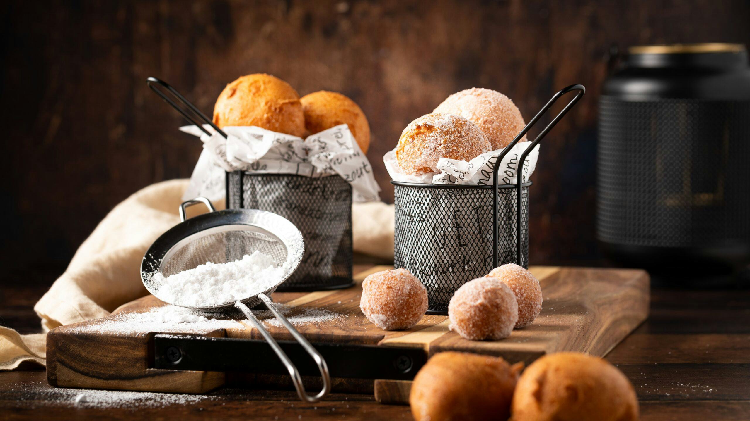 Mini-oliebollen passen goed bij de vraag naar kleinere porties. Foto: Sonneveld