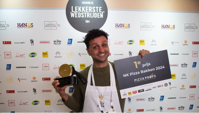 Tawfik el Shanwany weet niet wat hem overkomt. Foto: MH