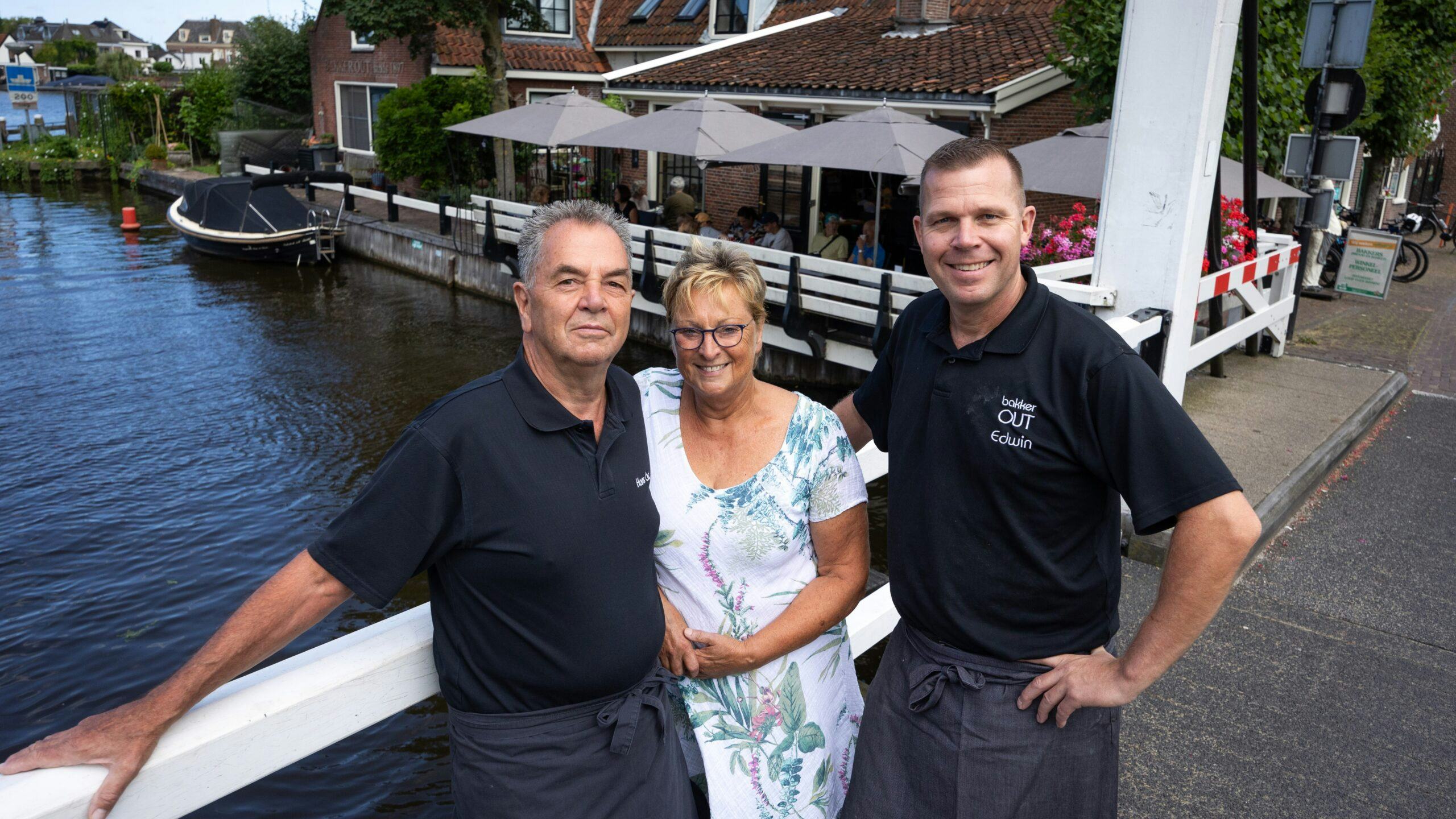 Hans en Willy Out en hun 'zoon' en bedrijfsopvolger Edwin Meissen. Foto's: Diederik van der Laan