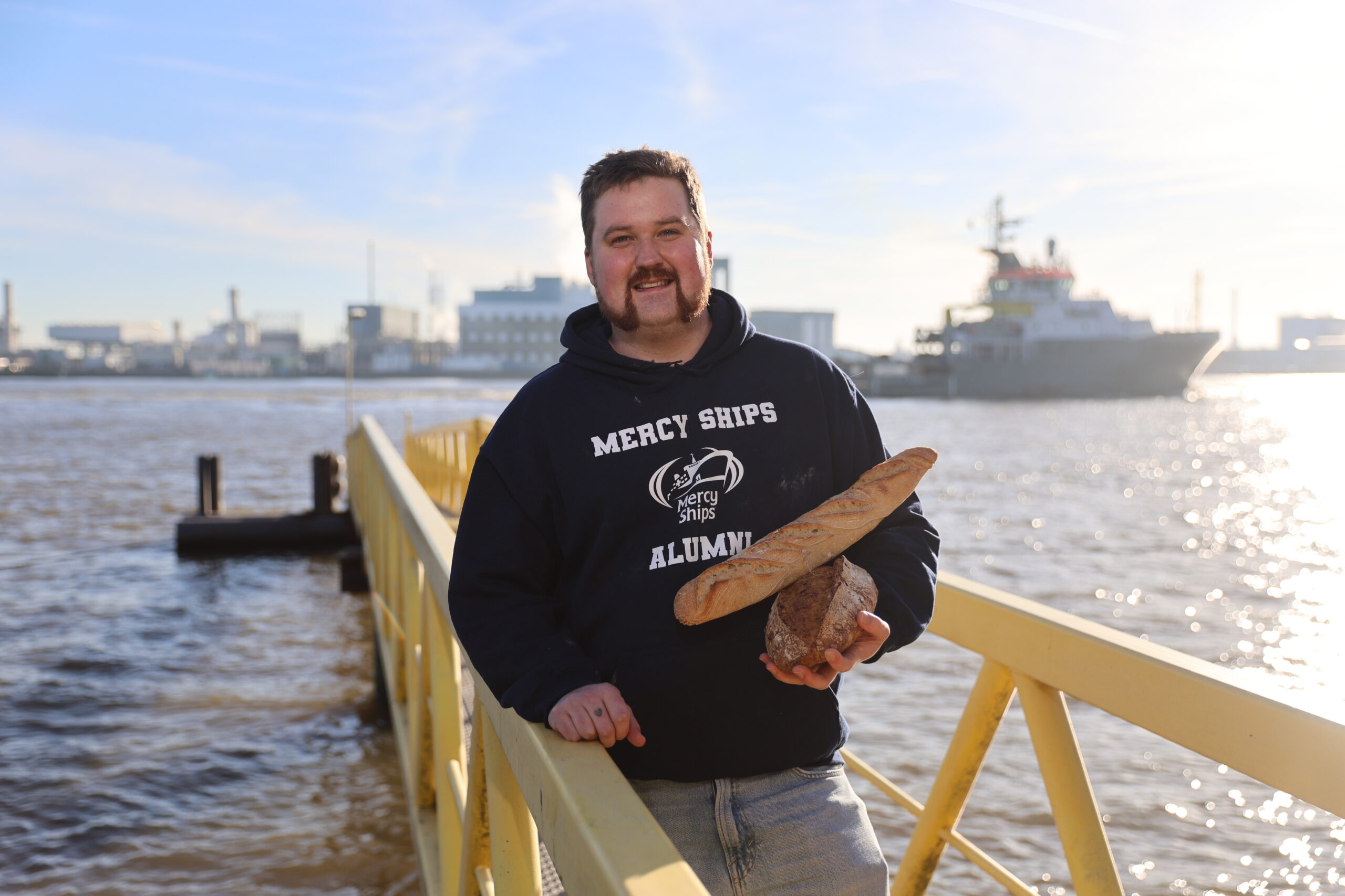 Benjamin van Vliet stapt in januari 2025 opnieuw aan boord om brood te bakken voor de bemanning. Foto: Dennis Wisse 