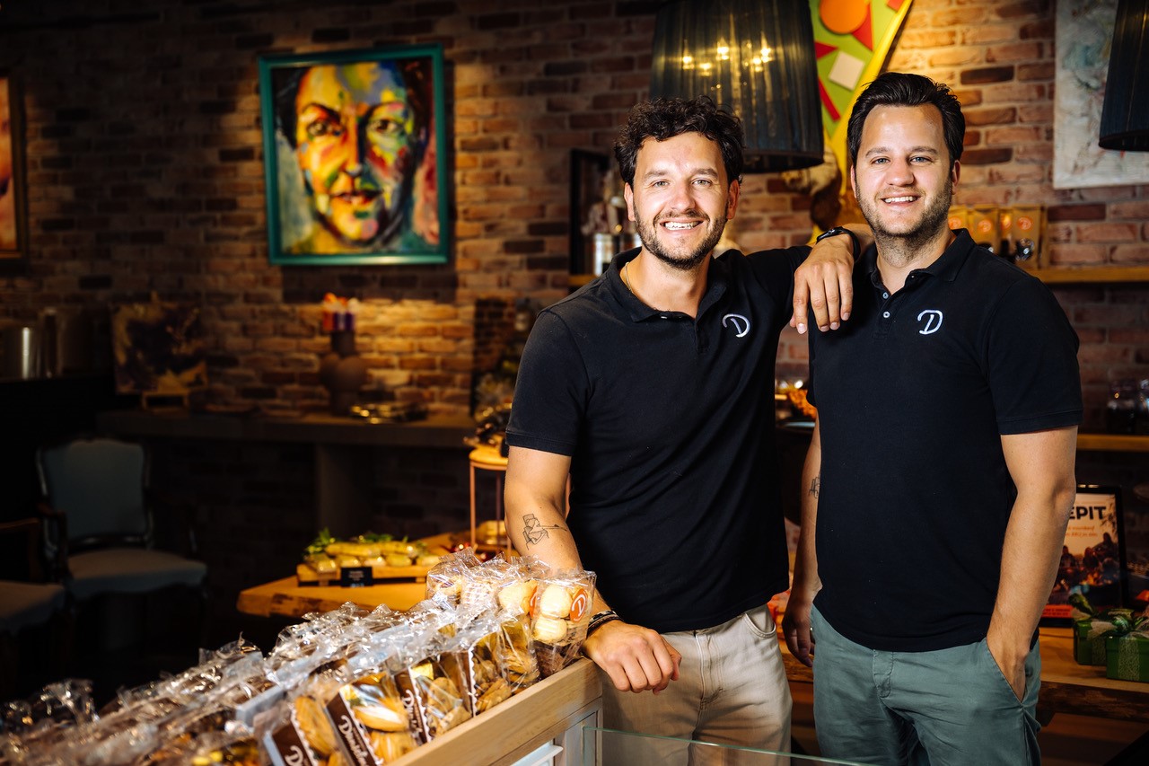 Peter Dunselman jr. en zijn broer Barry: 'Beloning, waardering en werkplezier zijn cruciaal.' Foto: Fitchd Jelle Draper