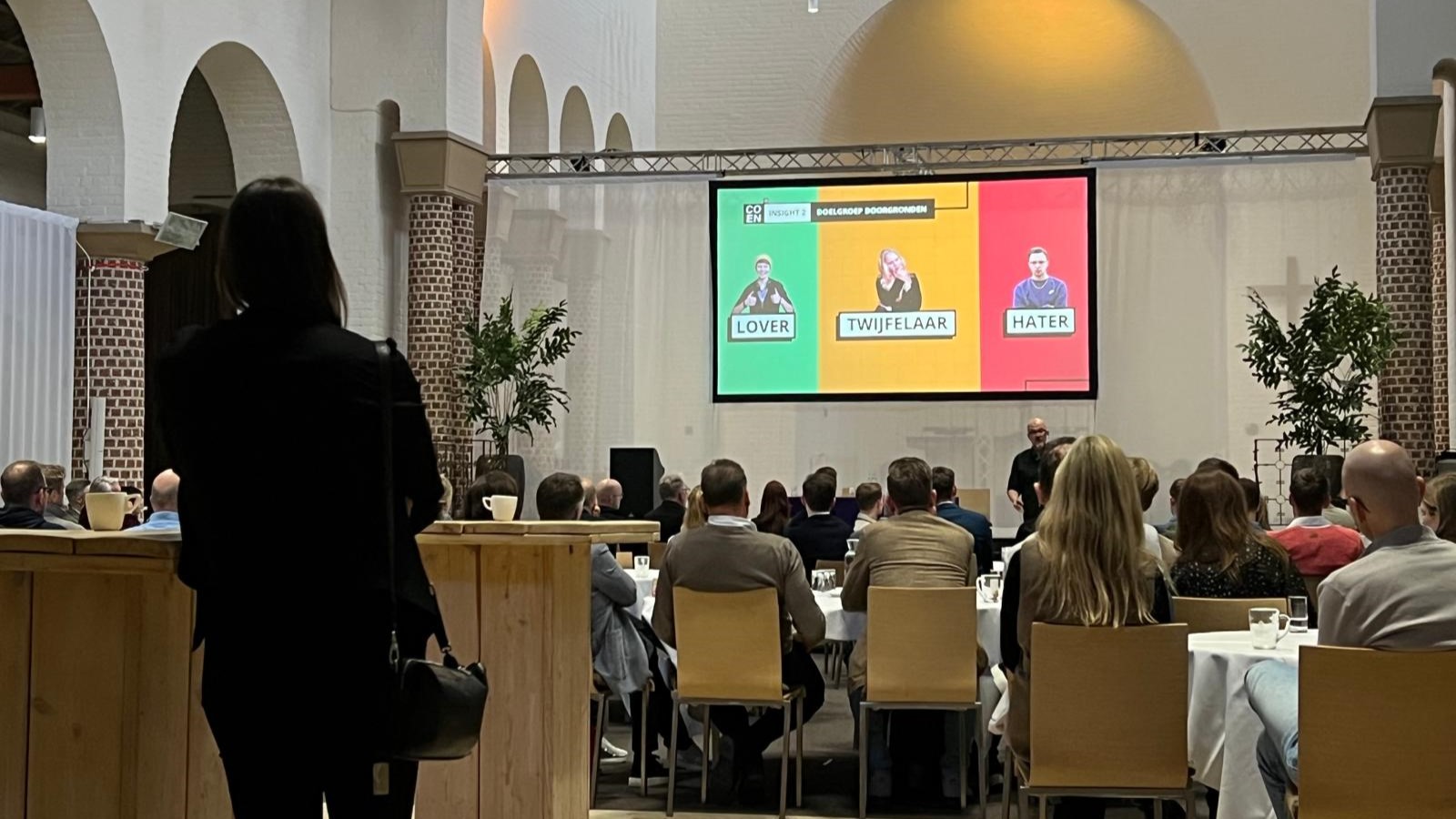 André Merlijn legt uit bij welke jongeren de kansen liggen: vooral de twijfelaars zijn goede potentiële werknemers. 