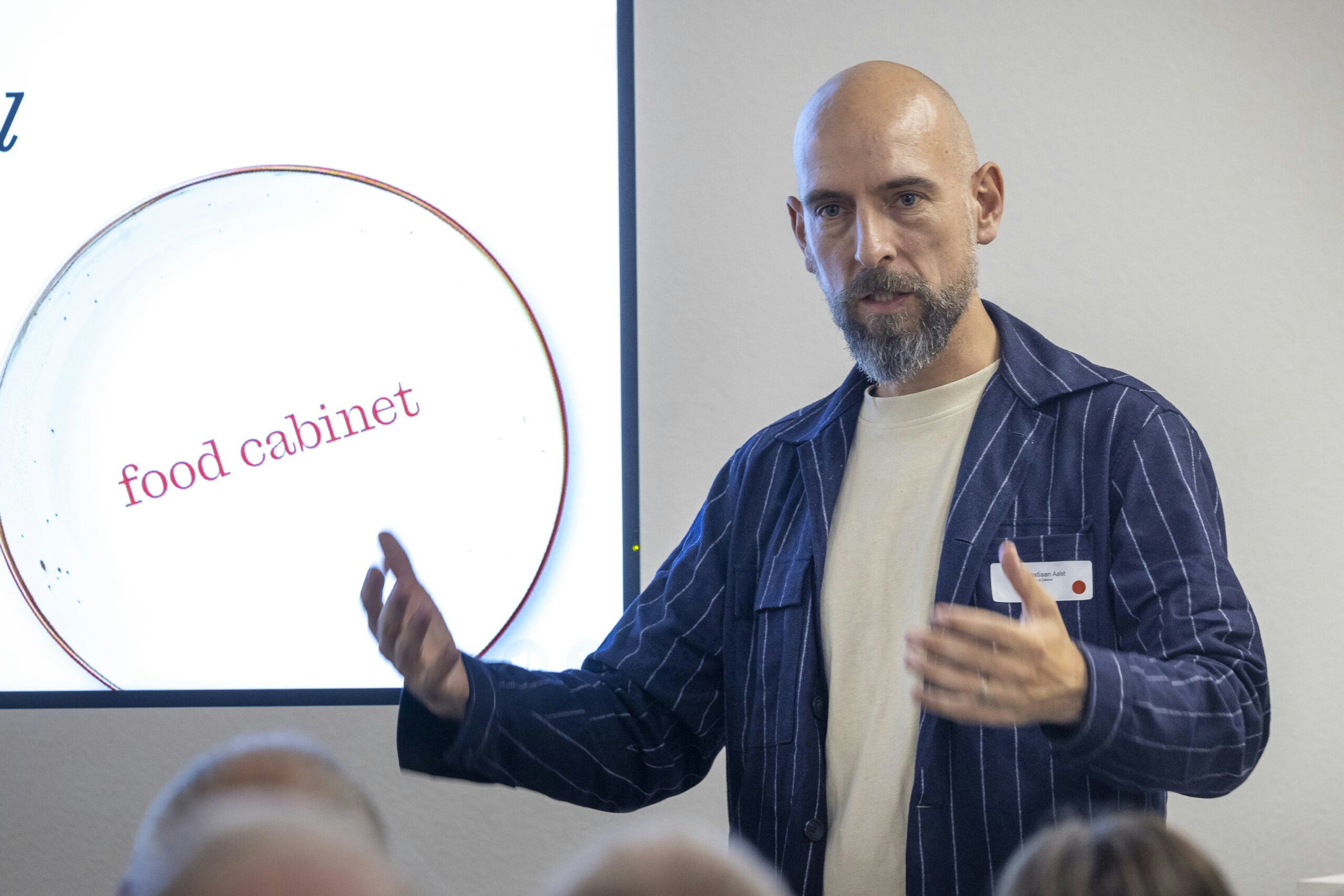 'Politiek, wetenschap en consument willen wel, 'maar brood profiteert nog niet', zegt Sebastiaan Aalst van merkenbureau Food Cabinet. 
Foto: Koos Groenewold