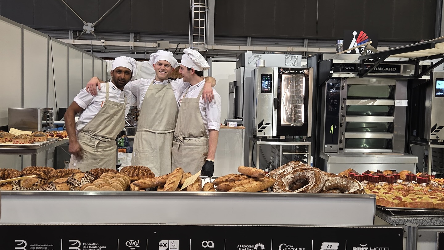 Suranga Kellaert, Giel Vermeulen en Willem van de Ven: 'Tot de laatste seconde doorgegaan.' Beeld: BT