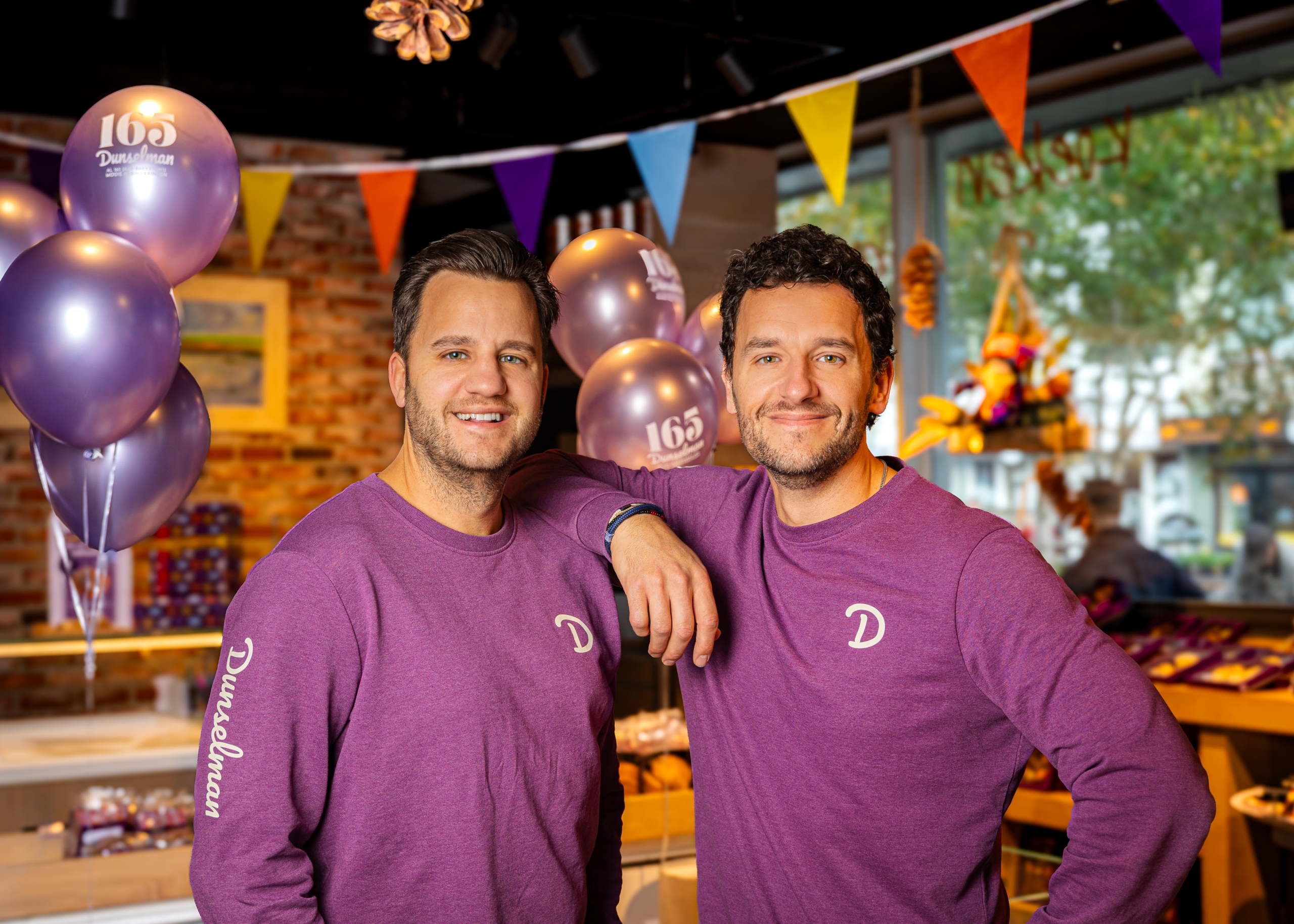 Barry en Peter jr. runnen Bakkerij Dunselman anno 2025. Foto: Dunselman