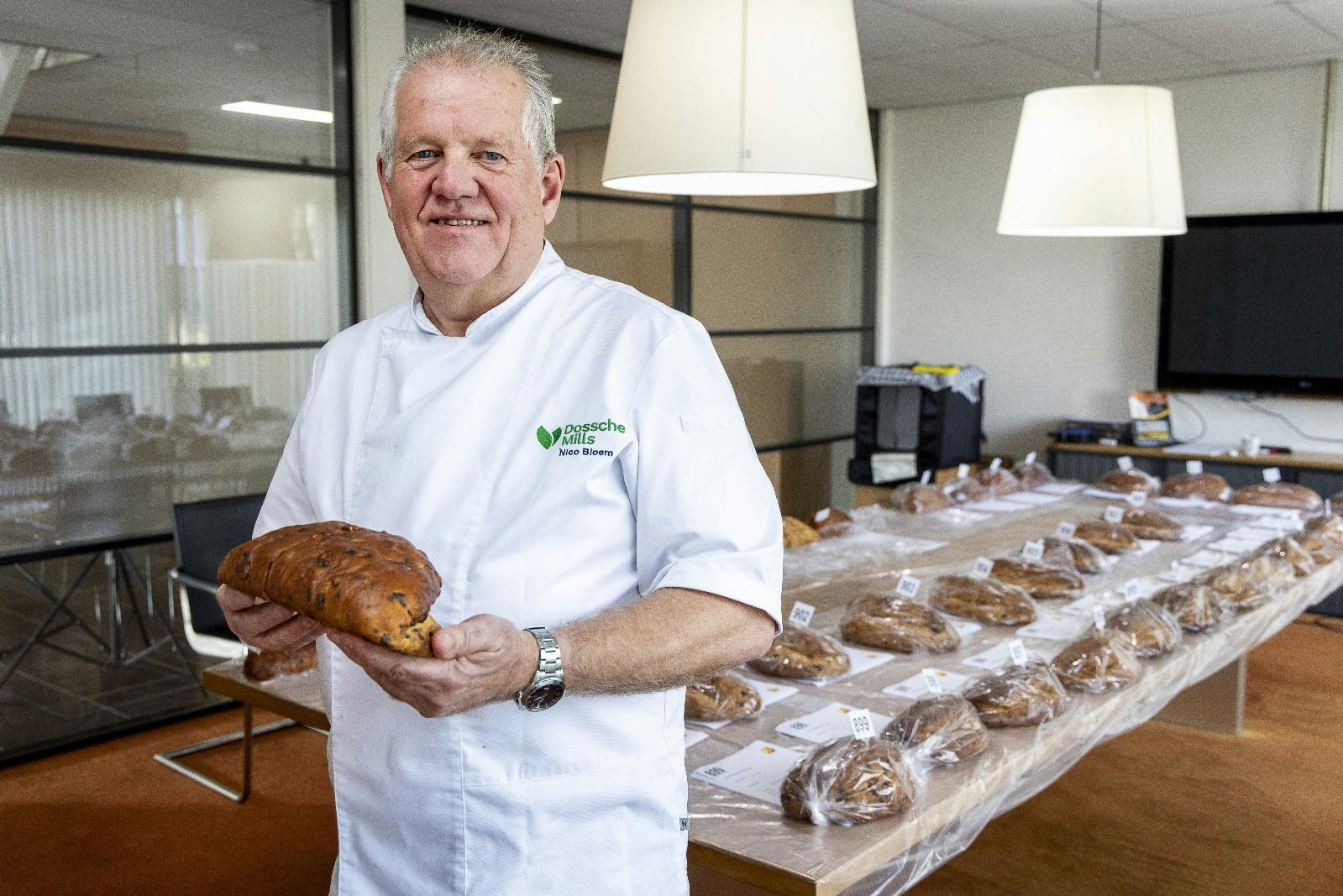 Nico Bloem nam na de 100e editie afscheid van de Bakkersvakwedstrijden. Foto: Koos Groenewold