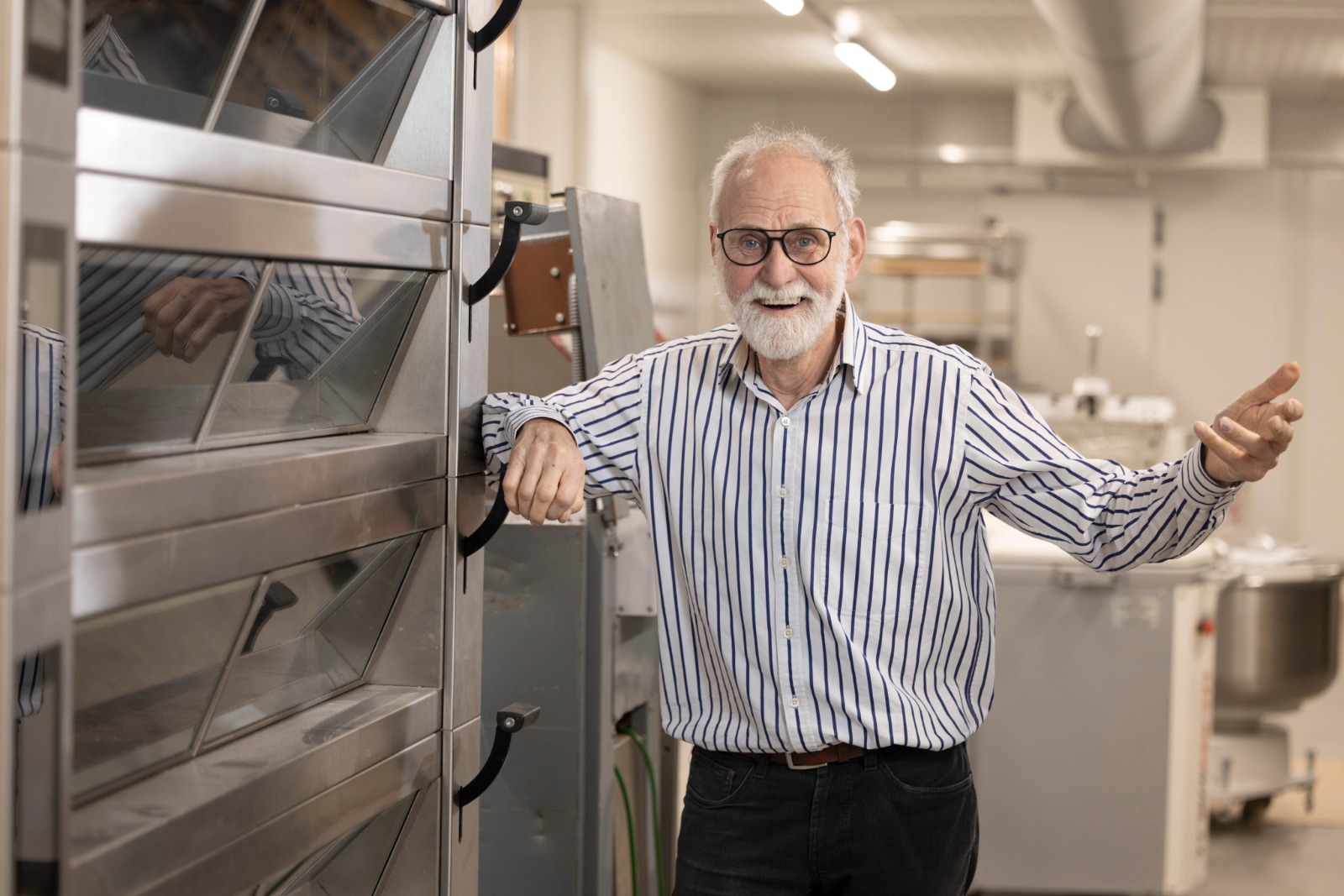 Gepensioneerd bakker Jacques Maas gaat als vrijwilliger aan de slag bij Buurtmarkt Blije Bikkels. Foto: Bart Nijs