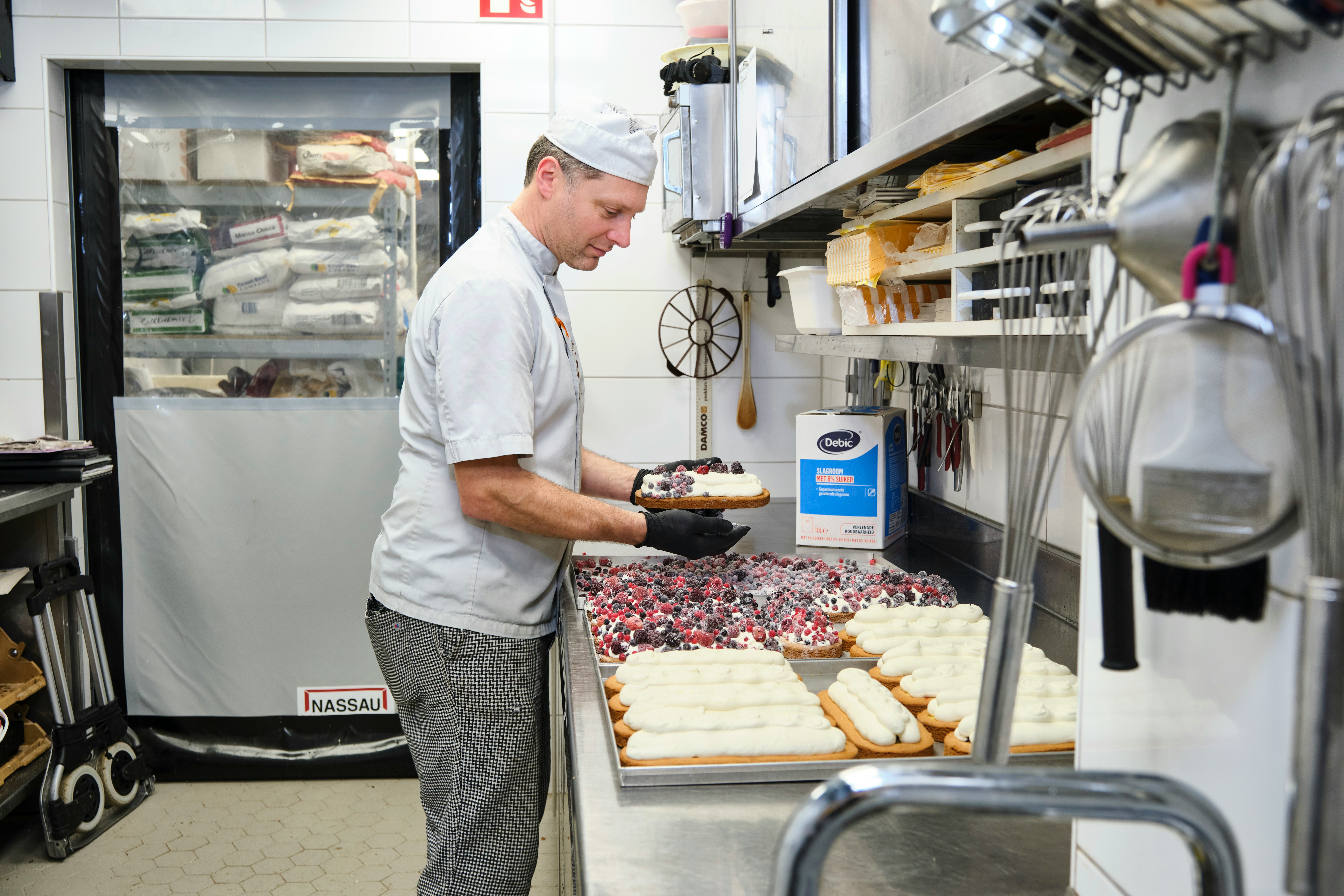 Sinds vorig jaar zijn Boogerd en Van Holsteijn bij alle banketproducten volledig overgegaan op slagroom van Debic met acht procent suiker.