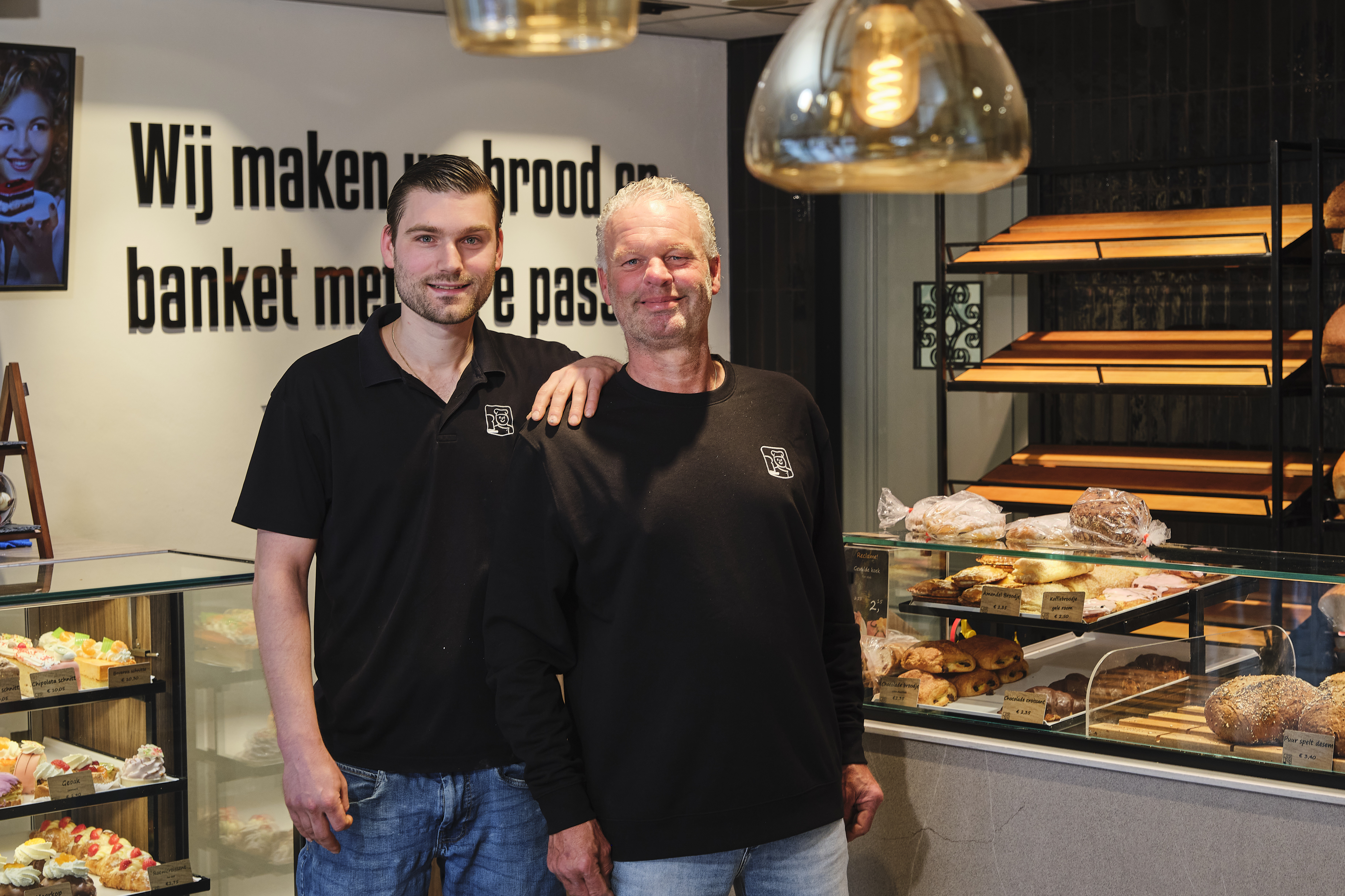 Vader Ad (62) en zoon Jim van Eden (30) zijn samen eigenaar van het familiebedrijf.