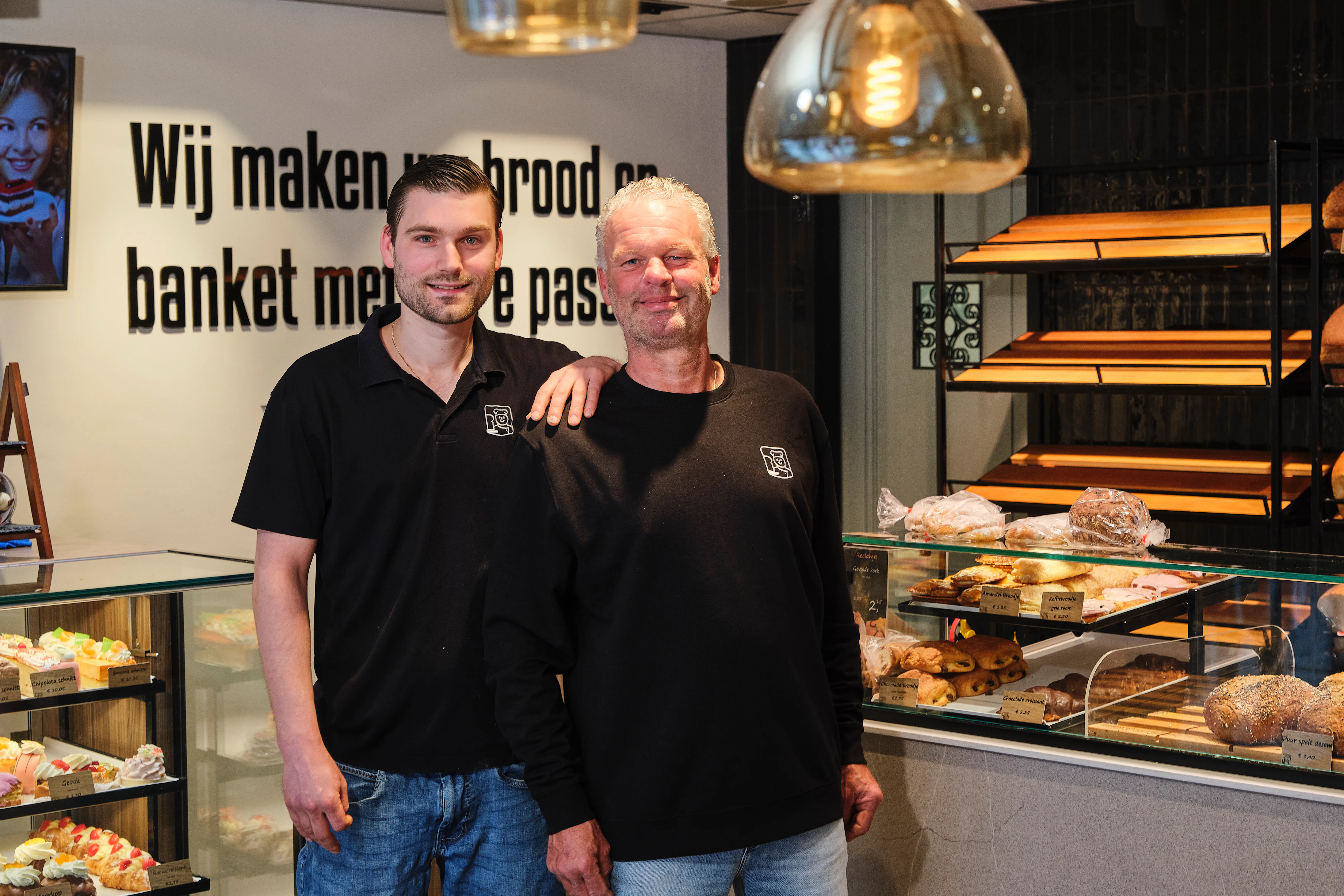 Vader Ad (62) en zoon Jim van Eden (30) zijn samen eigenaar van het familiebedrijf.