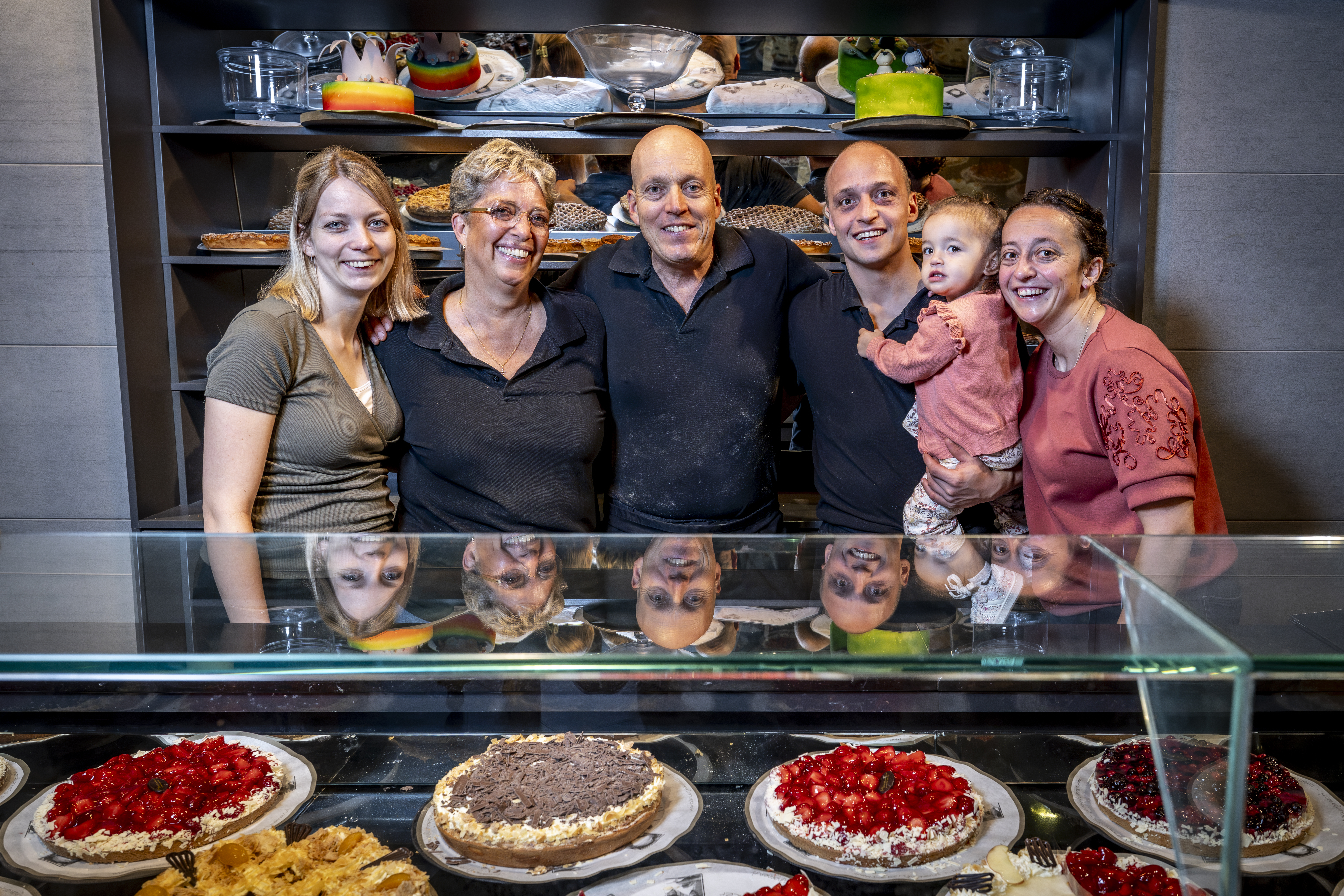 Vijf generaties Hannen. Foto's: Marcel van Hoorn.