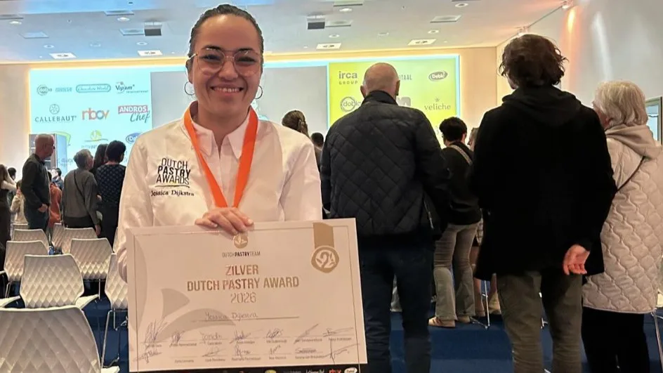 'Laatbloeier' Jessica Dijkstra won in 2026 zilver bij de wedstrijd om de Dutch Pastry Award.