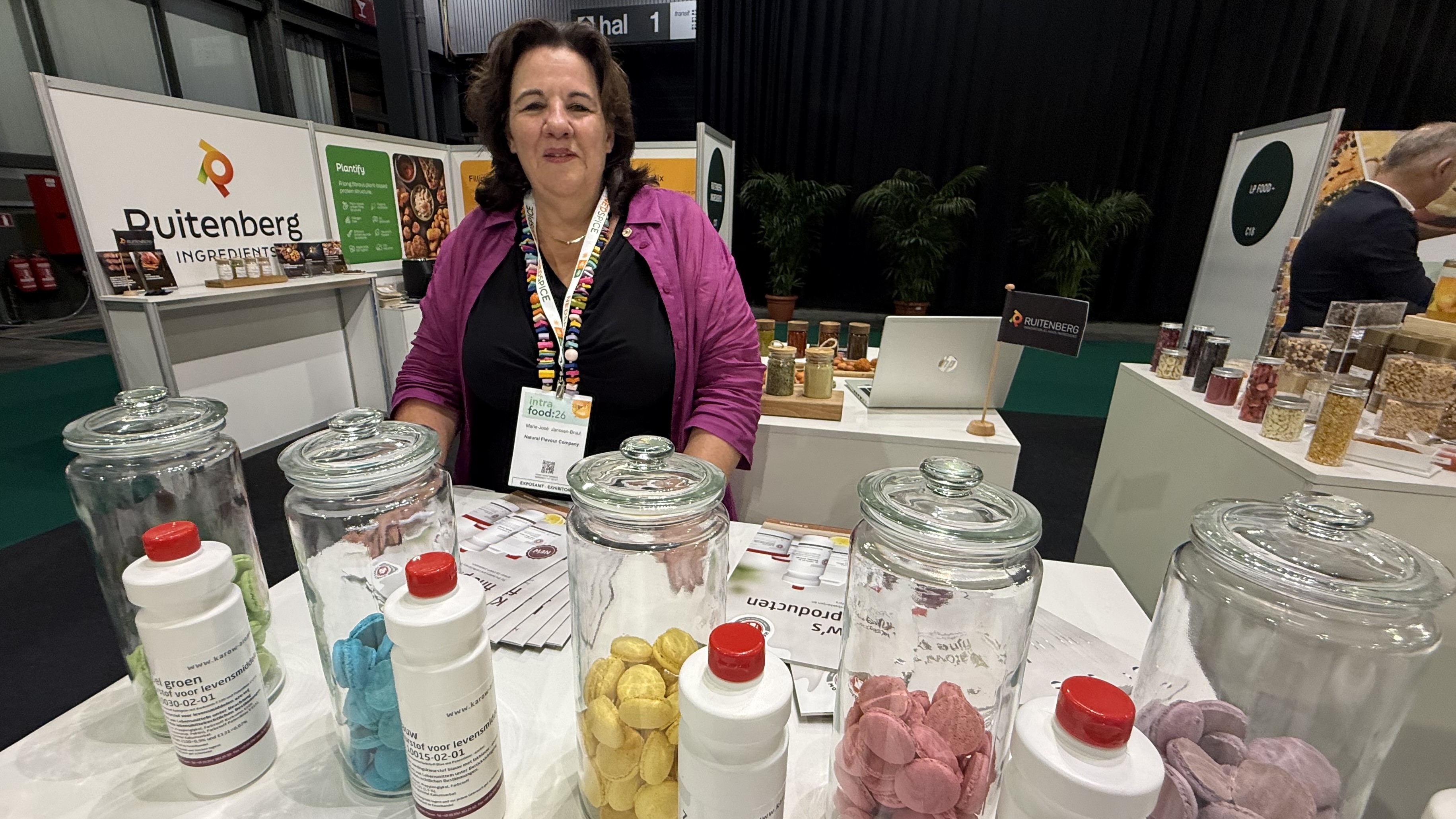 Marie José Janssen van Natural Flavour Company geeft uitleg over clean-label ingrediënten.